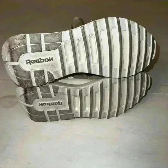 Reebok Classic Legacy AZ Running Shoes, Women's 6.5 - Picture 5 of 7